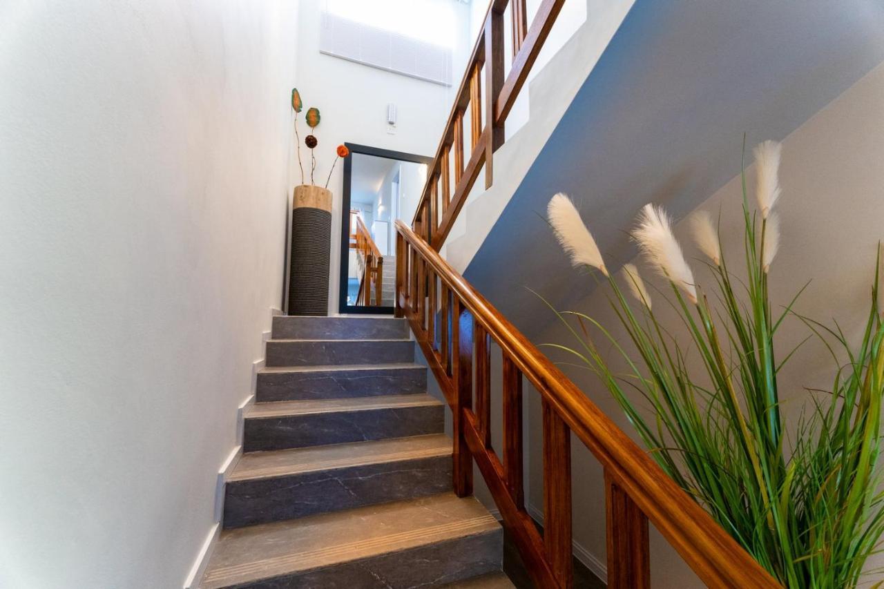 Preety Blue Residence Villas Grand Baie Exteriör bild